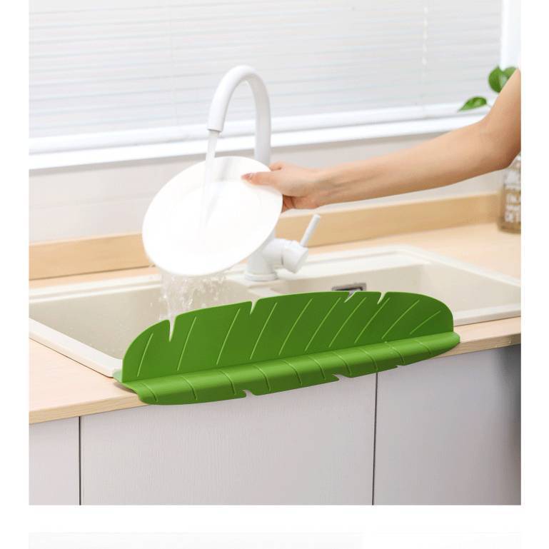 Banana Leaves Sink Water Baffle – Suction Cup Anti‑Splash Plate